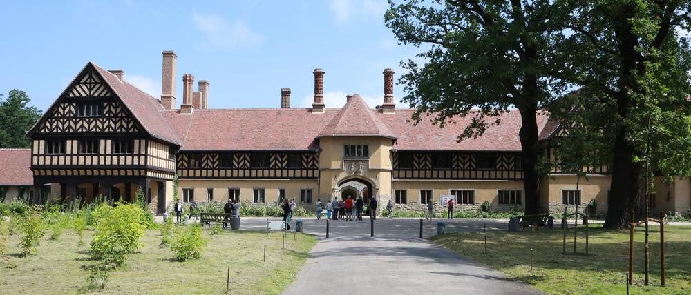 Bis kurz vor Kriegsende bewohnten Hohenzollern das Schloss Cecilienhof.