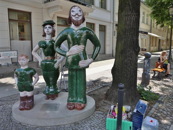 Eine Replik der Skulpturengruppe "Familie Grün" war im Mai 2020 aufgestellt worden.