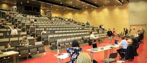 Die Stadtverordnetenversammlung tagte auch schon im Juni in einem Hörsaal am Uni-Campus Griebnitzsee.