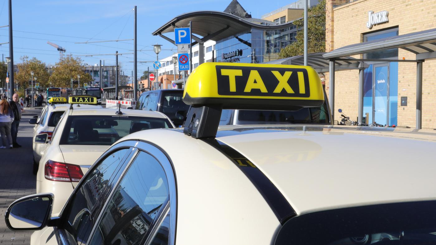 Zweite Erhöhung in einem Jahr Taxifahren in Potsdam wird noch einmal