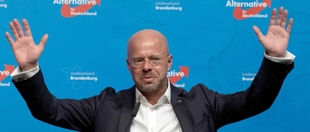 Andreas Kalbitz, Landesvorsitzender der AfD in Brandenburg. Politikwissenschaftler Feustel sagt, er erschaffe in seinen Reden einen "Opfermythos".