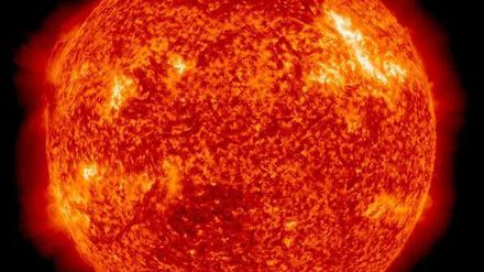 Ein gewaltiger Sonnensturm raste im Januar 2012 auf die Erde zu.