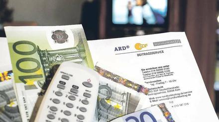 8,3 Milliarden Euro nehmen ARD, ZDF und Deutschlandradio via Rundfunkbeitrag ein. 2017 soll es nicht weniger werden.