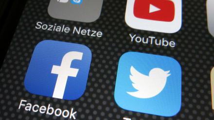Vereint im Kampf: Facebook, Twitter und YouTube.