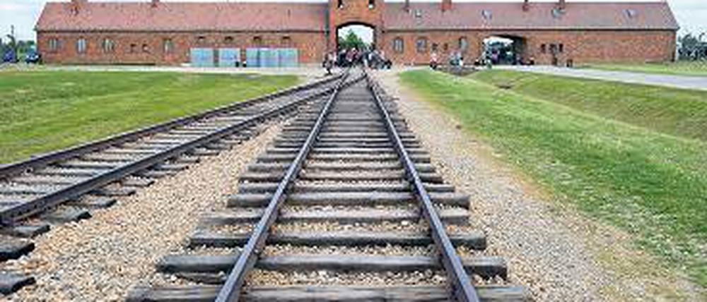 Ort der Tat. Die Rampe vor dem Vernichtungslager Auschwitz-Birkenau.