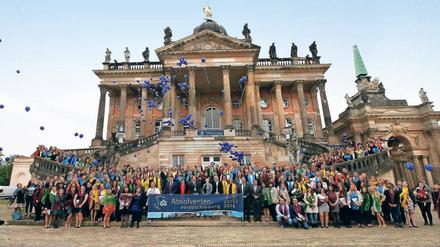 Rund 400 von insgesamt mehr als 2650 Absolventen der Universität Potsdam wurden am Donnerstag feierlich verabschiedet.