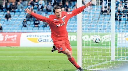 Mit gutem Gefühl in die nächste Runde. Markus Müller ist mit neun Treffern einer der besten Torschützen in der Dritten Liga. Am morgigen Samstag gegen Burghausen hat er sich den nächsten Sieg mit dem SV Babelsberg 03 vorgenommen.
