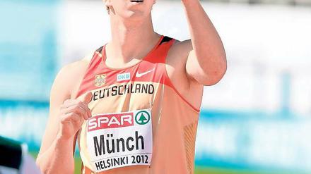 Premiere im SC-Potsdam-Trikot. Der letztjährige Olympiateilnehmer Markus Münch tritt morgen erstmals für seinen neuen Verein an – aber nicht mit dem Diskus, den er auch schon bei Welt- und Europameisterschaften warf, sondern ausnahmsweise mit der Kugel.