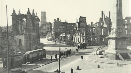 In Trümmern. In der Potsdamer Bombennacht vom 14. April 1945 wurden große Teile der Innenstadt zerstört.
