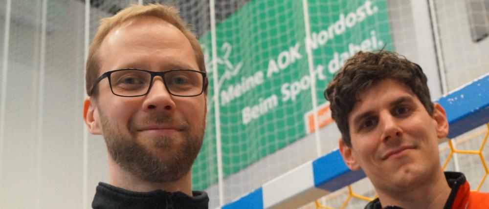 Übergabe des Staffelstabs. Vier Jahre lang war Jens Deffke (l.) Cheftrainer des VfL Potsdam. Zur neuen Saison wird er von Daniel Deutsch abgelöst - er spielte zuletzt für zwei Jahre unter Deffkes Regie.