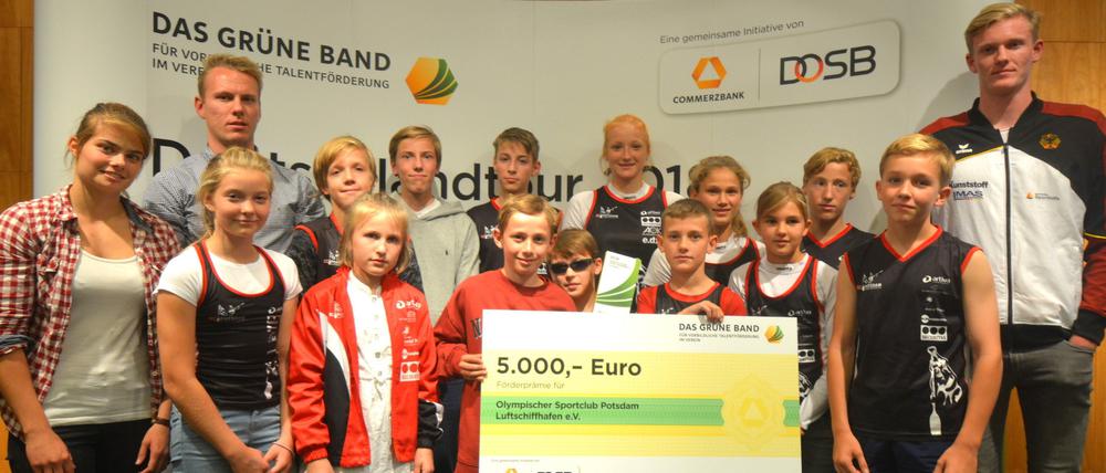 Die Kanustars von morgen. Für seine vorbildliche Talentförderung wurde der KC Potsdam mit Deutschlands wichtigstem Preis der Nachwuchssportarbeit ausgezeichnet.