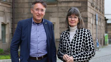 Pete Heuer und Babette Reimers, die Vorsitzender der SPD-Fraktion in der Landeshauptstadt. 