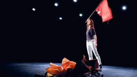 Nieder mit den Grenzen. Das Stück „Edges“ der kroatischen Künstlerin Ivana Müller wird am 29. Januar erstmals in Deutschland gezeigt. Die Choreografin, die in Paris lebt, ist als Einzige zum ersten Mal bei „Made in Potsdam“ in der fabrik zu Gast.