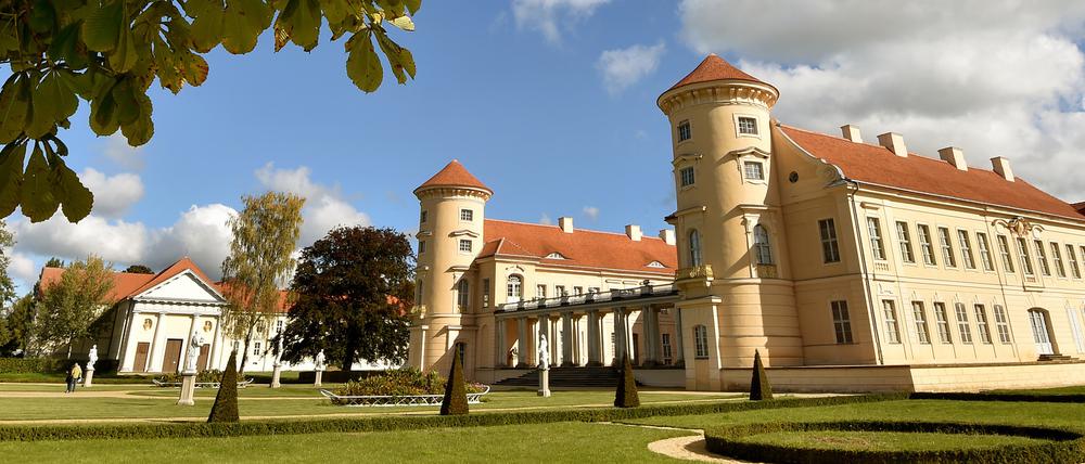Schloss Rheinsberg im Frühherbst. Grit Poppe war hier von Februar bis Ende Juni Stadtschreiberin. 