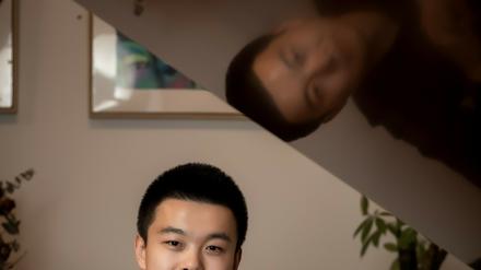 Der junge Pianist Yaozong Song ist einer internationalen Schüler bei der diesjährigen Sommerakademie "Edwin Fischer".
