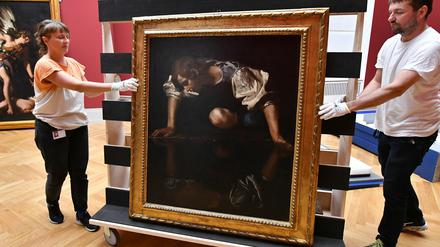Der "Narziss" ist da. Am Donnerstag wurde das Meisterwerk italienischen Barockmeisters Caravaggio im Museum Barberini ausgepackt. auf.