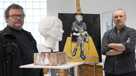 Zwei Potsdamer Köpfe: Der Bildhauer Marcus Golter (links) und der Maler Martin Mehlitz haben beide Andrea Lütkewitz porträtiert.