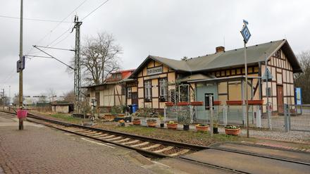 Am Bahnhof Ferch-Lienewitz halten bald wochenlang weder Züge noch Ersatzbusse.