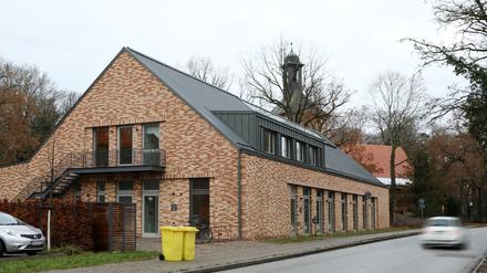 Das Gemeindehaus der evangelische Auferstehungsgemeinde Kleinmachnow am Zehlendorfer Damm.