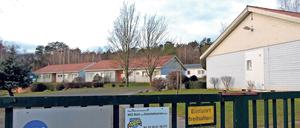 Auf dem Gelände in Bad Belzig soll bis Jahresende ein weiteres Wohnheim entstehen. Fast 400 Geflüchtete sollen dann dort wohnen. 