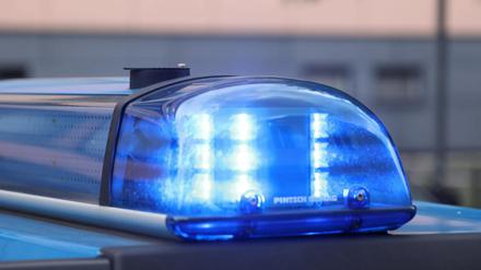Ein toter Mann sorgte am Sonntagabend für einen Polizei- und Notarzteinsatz in Babelsberg (Symbolbild).