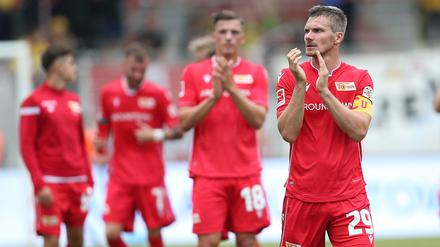 Applaus, Applaus: Michael Parensen (rechts) und der 1. FC Union stehen vor der ersten Bundesliga-Saison.