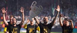 Unions Spielern feiern die Qualifikation für die Champions League, Alberto Doblaré feierte damals mit und ist jetzt selbst Teil des Teams.