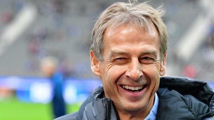 Jürgen Klinsmann hat gut lachen. Der zahlende Zuschauer bei Hertha eher noch nicht.