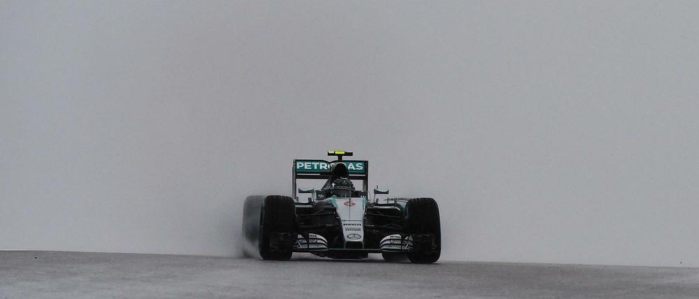 Schnellster Fahrer im Regen: Nico Rosberg fuhr beim Qualifying in Austin die beste Rundenzeit.