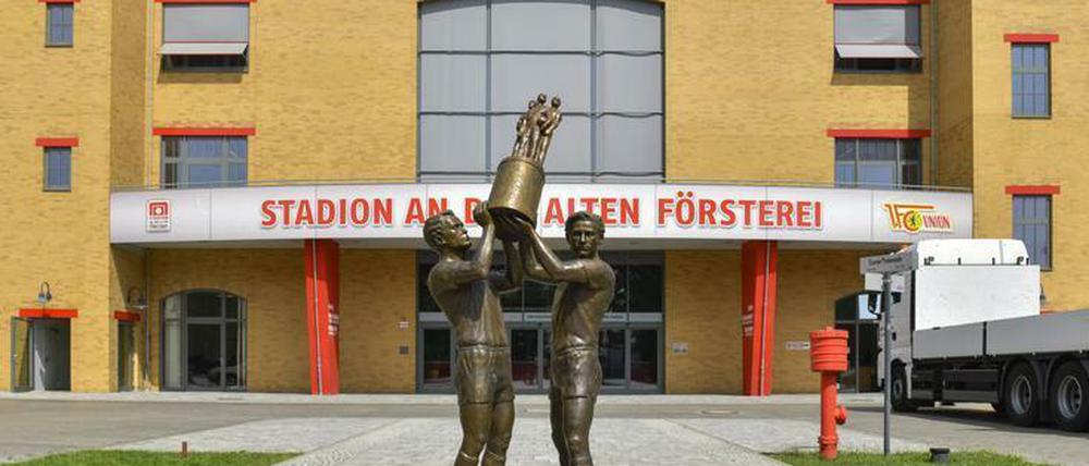 Im Stadion An der Alten Försterei wird bald wieder trainiert - und womöglich ja auch vor Fans Fußball gespielt.