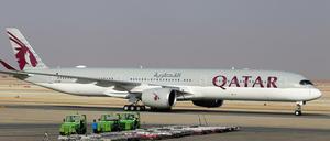 Eine Qatar-Airways Maschine (Symboldbild).