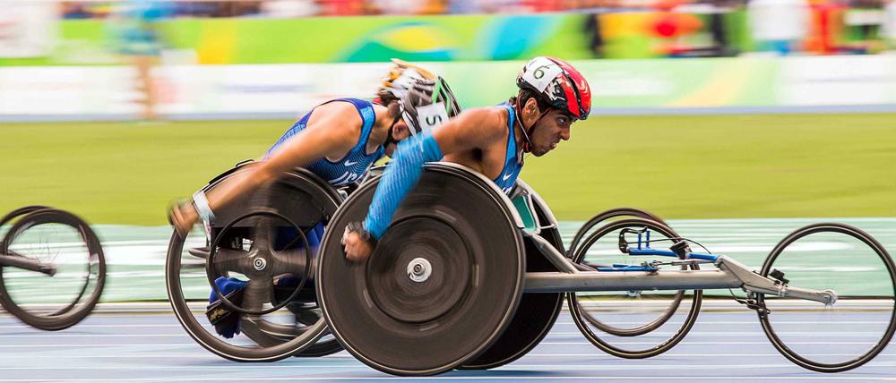 Zwei Athleten bei den Paralympics 2016 in Rio.