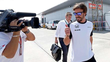 Alles gut? Angeblich! Fernando Alonso in Sepang.