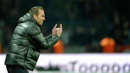 Der frühere DFB-Trainer Michael Skibbe könnte schon bald Markus Babbel als Hertha-Trainer ablösen.