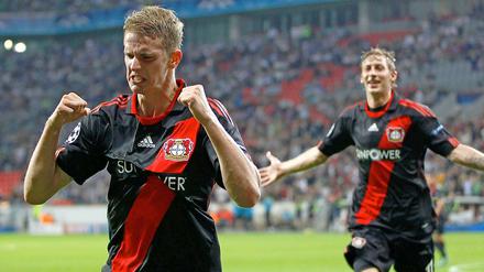Bayer Leverkusen machte es besser und kam gegen den belgischen Vertreter RC Genk zu einem wichtigen Erfolg. Lars Bender traf zum 1:0.