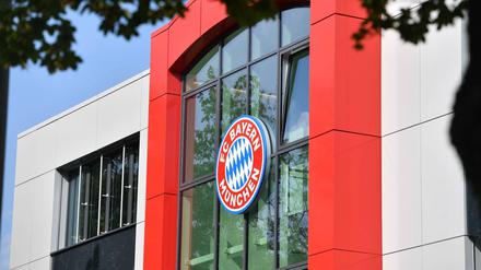 Ein Trainer des FC Bayern wird des Rassismus bezichtigt.