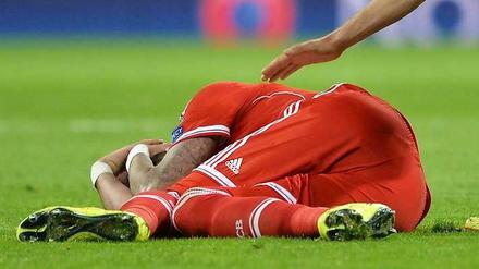 Mario Mandzukic am Boden. Bei Real Madrid haben die Bayern am Mittwochabend eine Niederlage kassiert.
