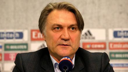 Nimmt die HSV-Spieler vor dem entscheidenden Saisonspiel in die Pflicht: Vorstandschef Dietmar Beiersdorfer.