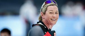 Mit dem Rennen über 3000 Meter ist die deutsche Eisschnellläuferin Claudia Pechstein die erste Frau weltweit, die zum achten Mal bei Olympischen Winterspielen dabei ist.