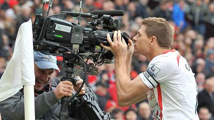 Auch Liverpools Steven Gerrard liebt das Fernsehen.