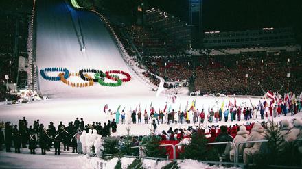 Das waren noch Zeiten. Die Winterspiele 1994 in Lillehammer waren gemütlich, überschaubar – und beliebt. Heute wäre der norwegische Ort wohl viel zu klein für Olympia.