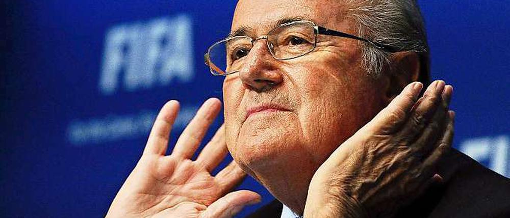 Hört, hört. Blatter hat etwas zu sagen.