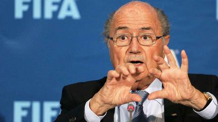 Angriffsposition eingenommen: Mit seinen Äußerungen hat Josef Blatter die heiße Phase des Wahlkampfs um den Posten als Fifa-Präsident eröffnet.