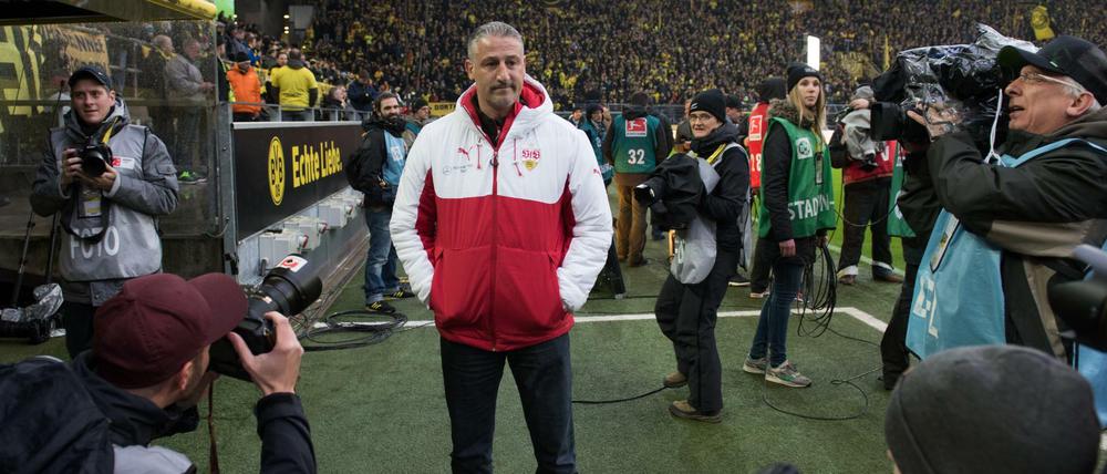 Im Mittelpunkt: VfB-Trainer Jürgen Kramny.