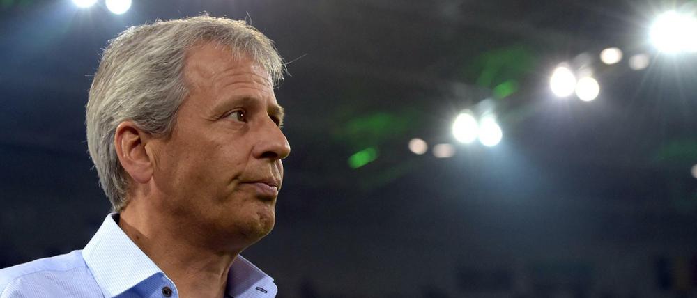 Nach fünf Niederlagen zu Saisonbeginn war es für Lucien Favre an der Zeit, das "Amt als Cheftrainer bei Borussia Mönchengladbach niederzulegen".