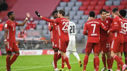 Jubel bei den Bayern: Die Münchner setzten sich mit 4:1 gegen Hoffenheim durch.