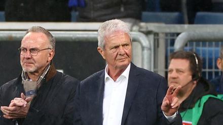 Um Dietmar Hopp (rechts) hatte sich unter Fans und Fußballfunktonären eine hitzige Debatte entwickelt.