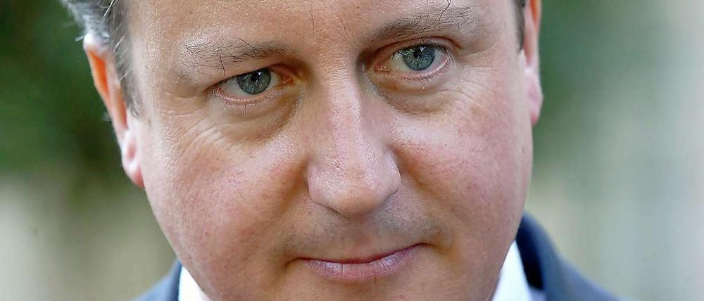 Hat er den "bösen Blick"? Premier David Cameron ist kein gern gesehener Gast. 