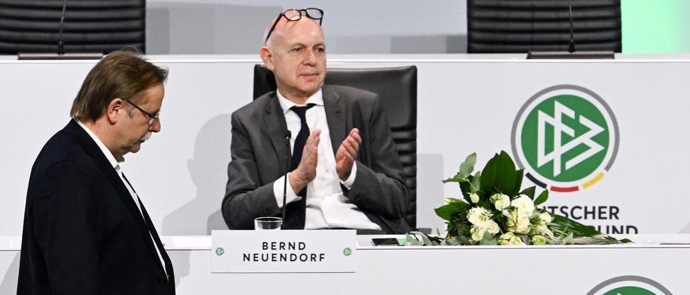 Der Abgang des Strippenziehers. Das Scheitern von Rainer Koch (l.) ermöglicht DFB-Präsident Bernd Neuendorf einen echten Neuanfang.