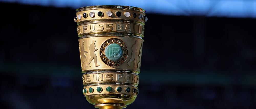 Der DFB-Pokal ist derzeit im Besitz von RB Leipzig.
